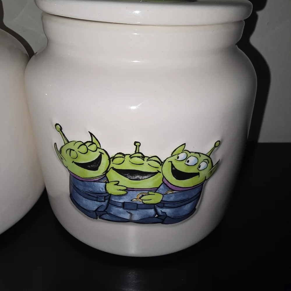 Rae Dunn Disney Pixar Toy Story THE CLAAAAW Jar Canister - Picture 7 of 7